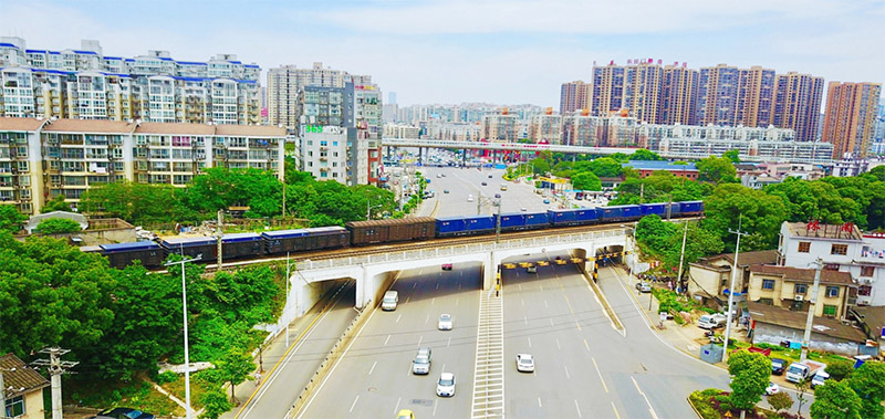 长沙市书院路下穿京广铁路立交桥扩建工程.jpg